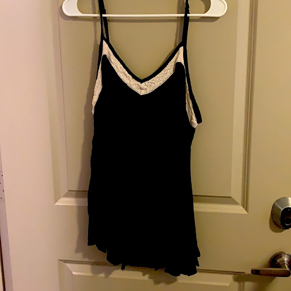Black and off white tank top with lace trim